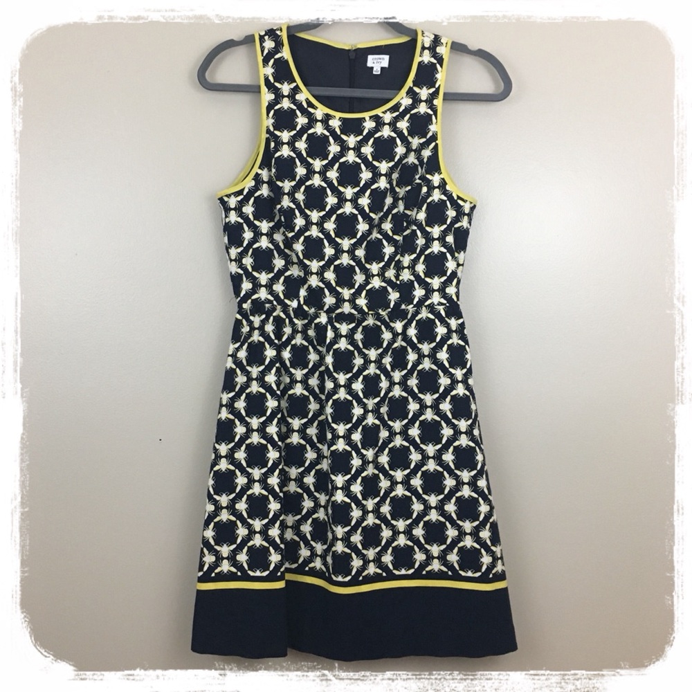Crown & Ivy Black/Yellow/White Bee Print Dress 4
